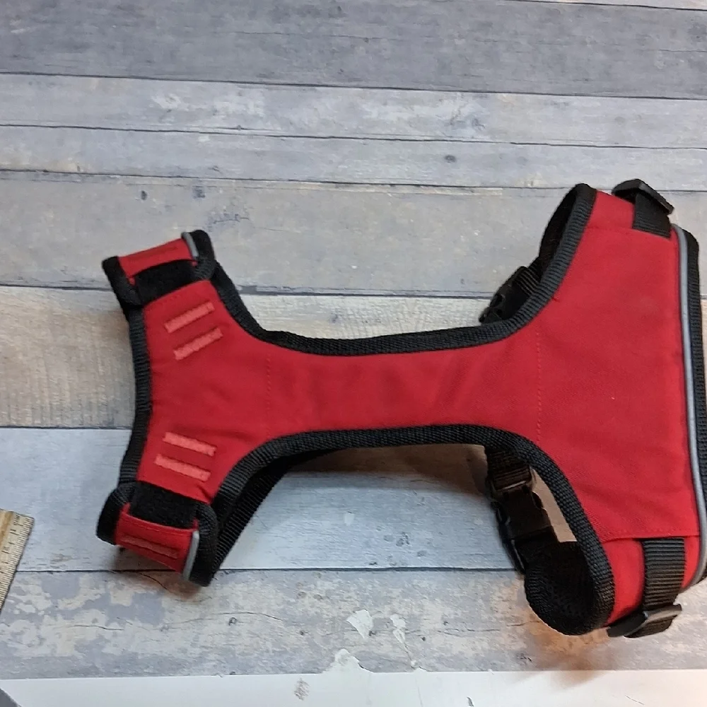 PetSafe EasySport Red Dog Harness Size Small